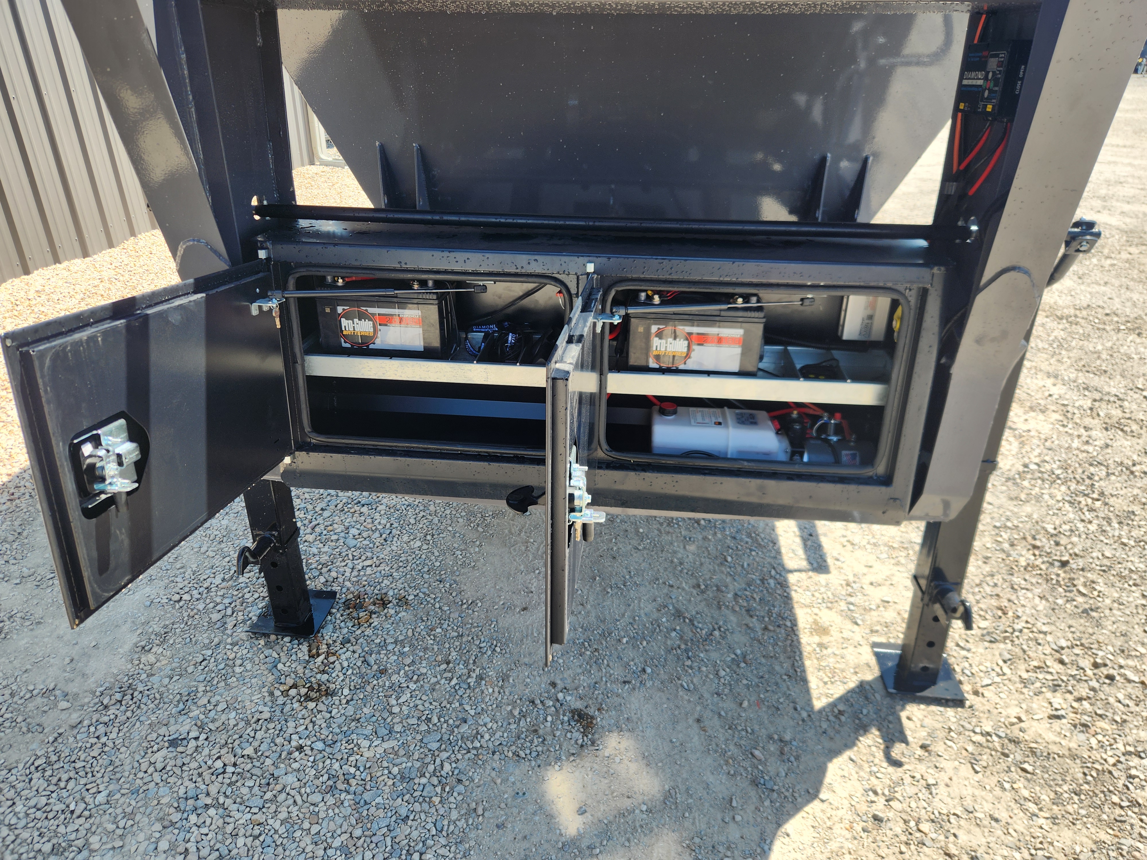 2027 RawMaxx RDX 20' x 83" GN 20k Roll Off Package Trailer