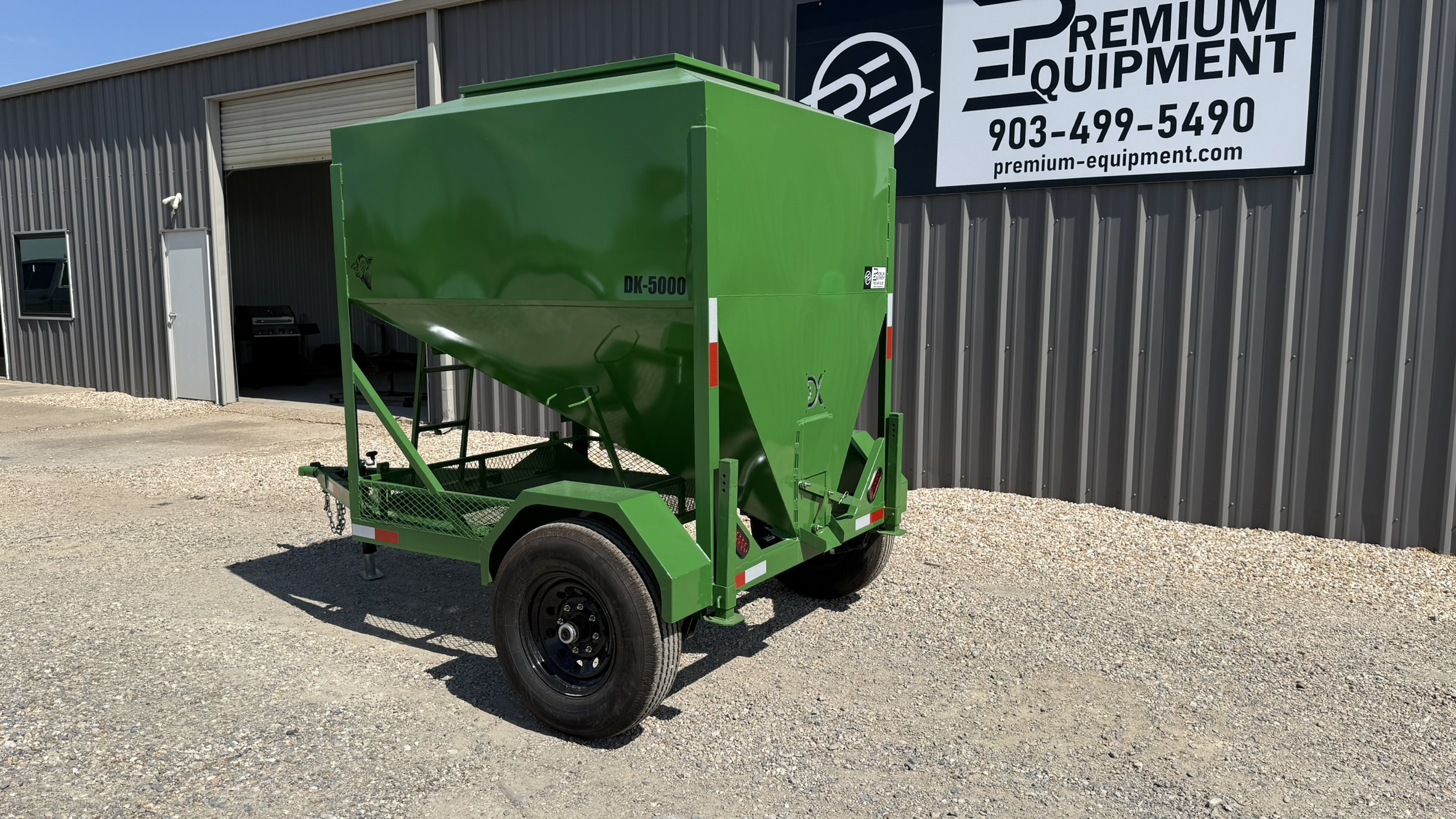2026 DY-KLASS 5,000 lb Mobile Grain Bin Farm/Ranch & Equipment