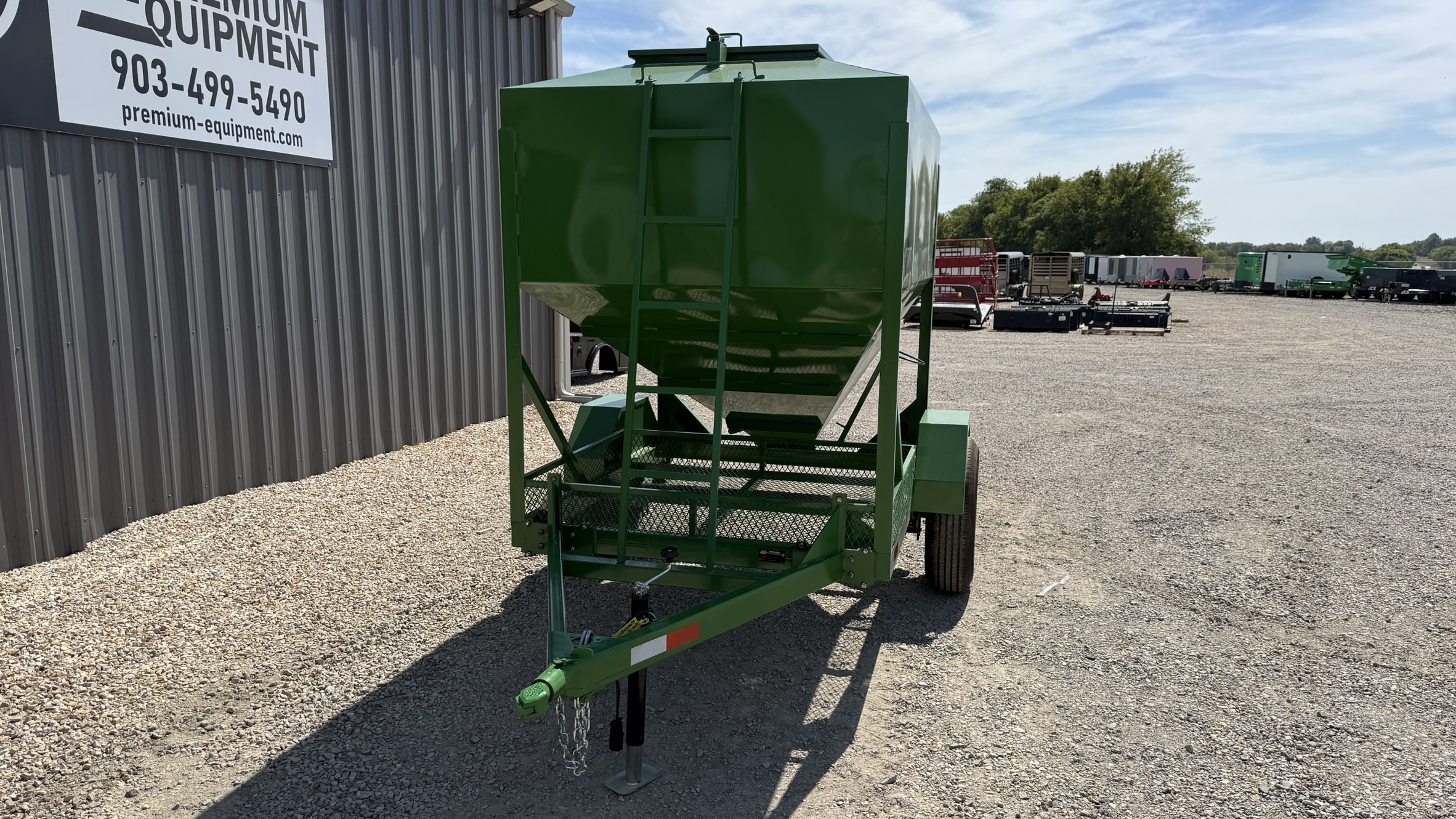 2026 DY-KLASS 5,000 lb Mobile Grain Bin Farm/Ranch & Equipment