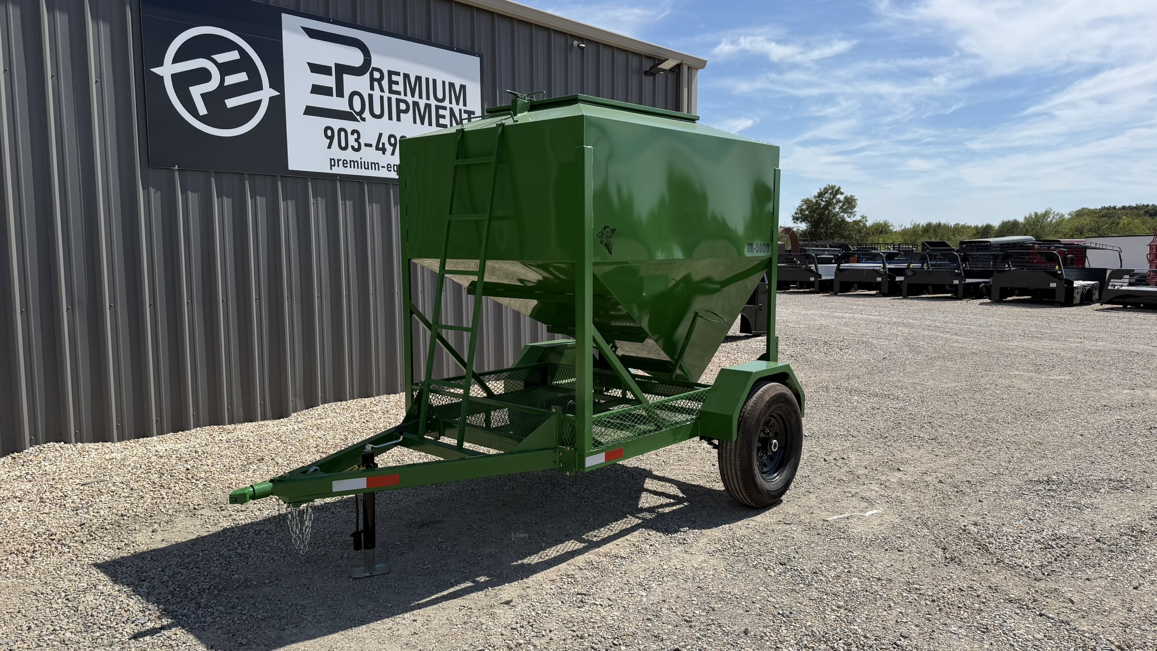 2026 DY-KLASS 5,000 lb Mobile Grain Bin Farm/Ranch & Equipment