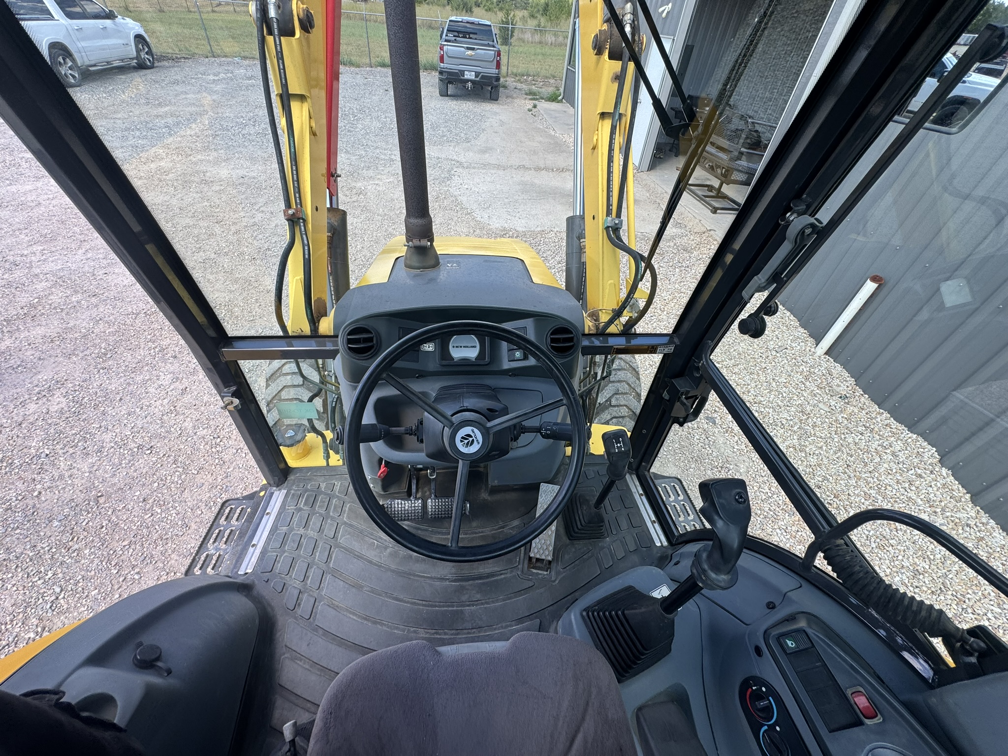2013 New Holland B95C Backhoe Farm/Ranch & Equipment