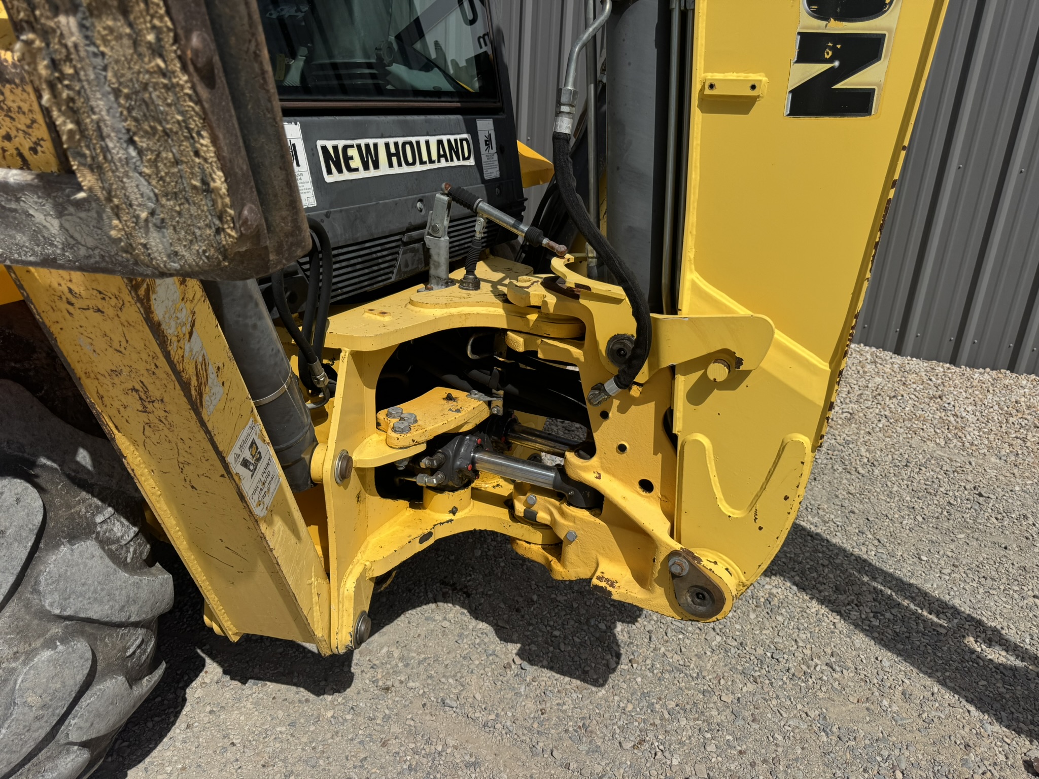 2013 New Holland B95C Backhoe Farm/Ranch & Equipment