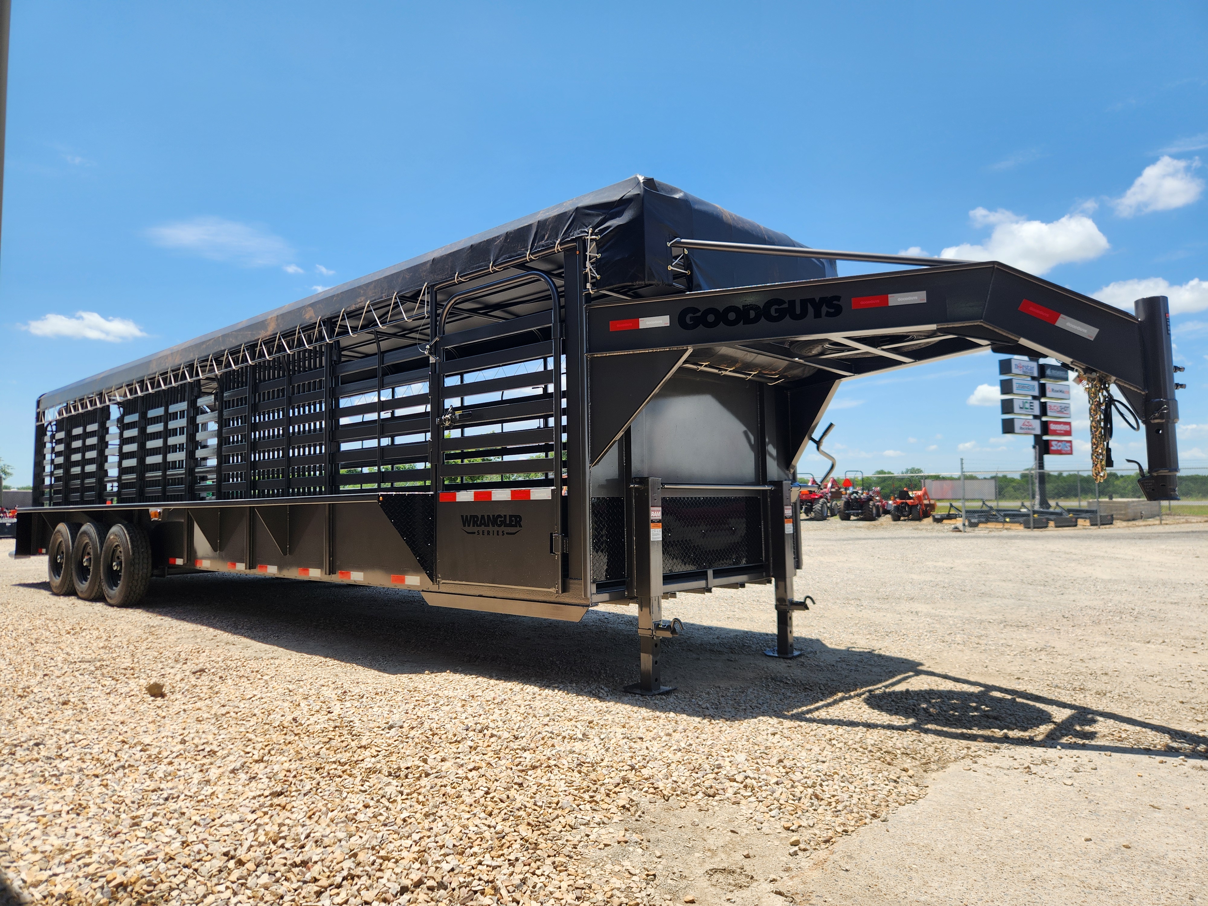 2027 Goodguys Trailers 6'8" x 32' Gooseneck Bartop Livestock Trailer Trailer