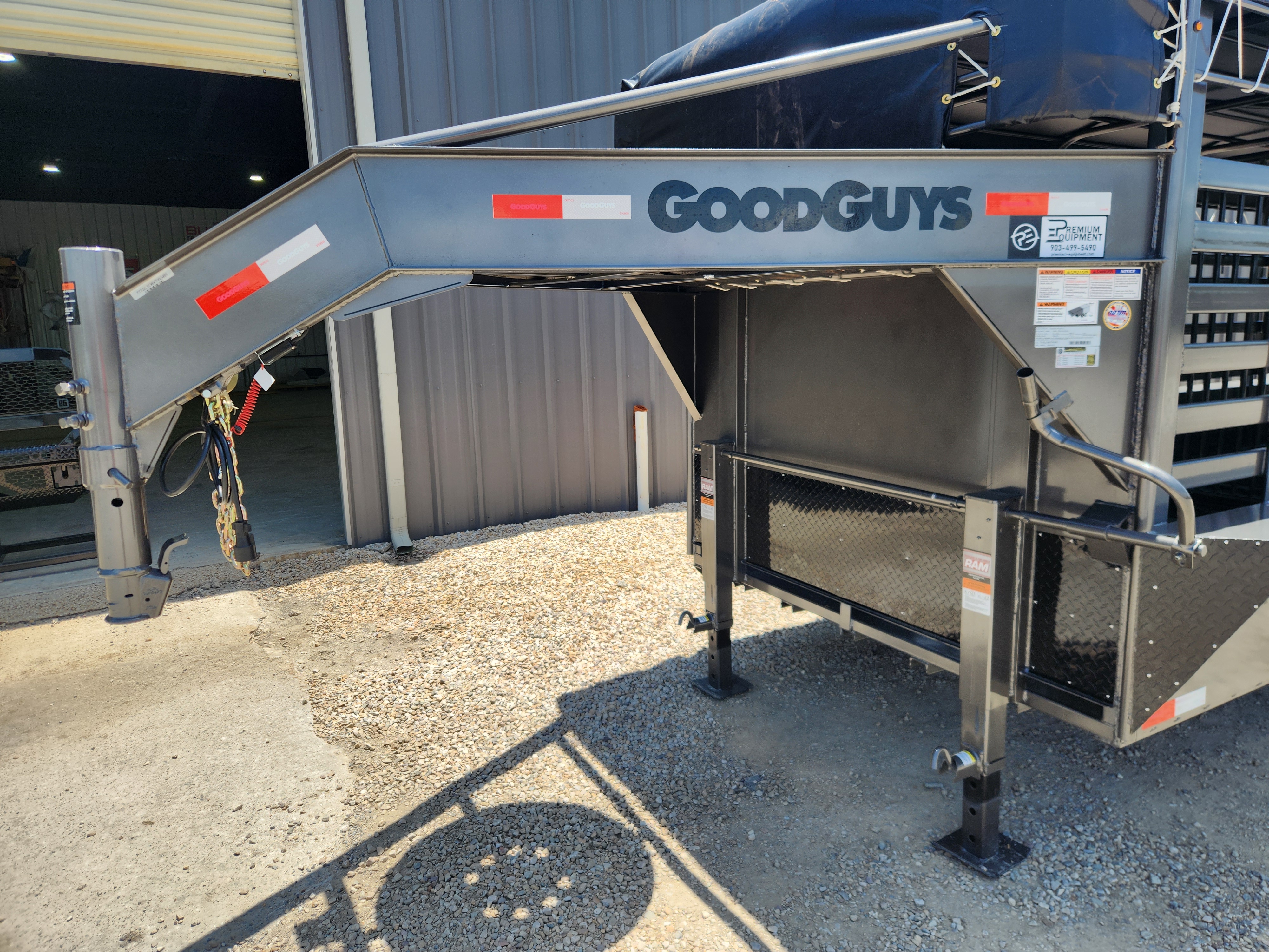 2027 Goodguys Trailers 6'8" x 32' Gooseneck Bartop Livestock Trailer Trailer