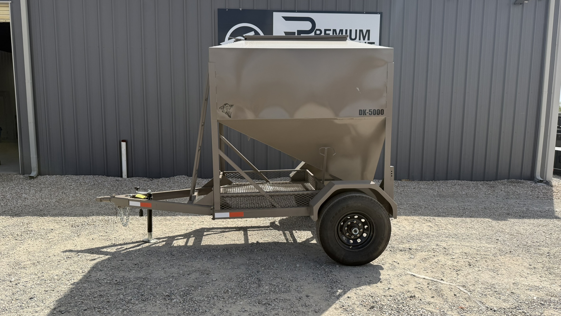 2026 DY-KLASS 5,000 lb Mobile Grain Bin Farm/Ranch & Equipment