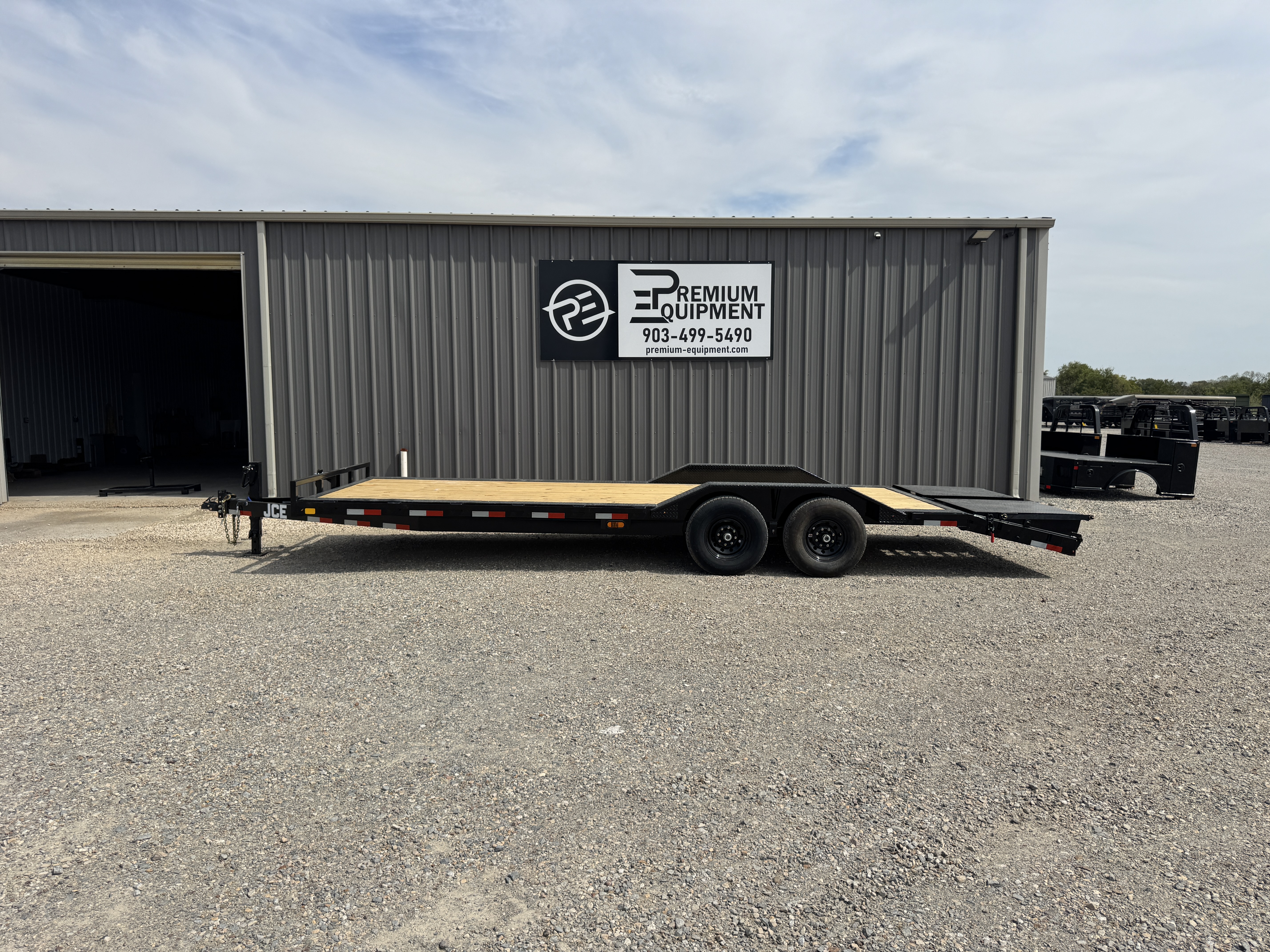 2027 JCE Trailers 102”x24’ Equipment/Carhauler Trailer Trailer