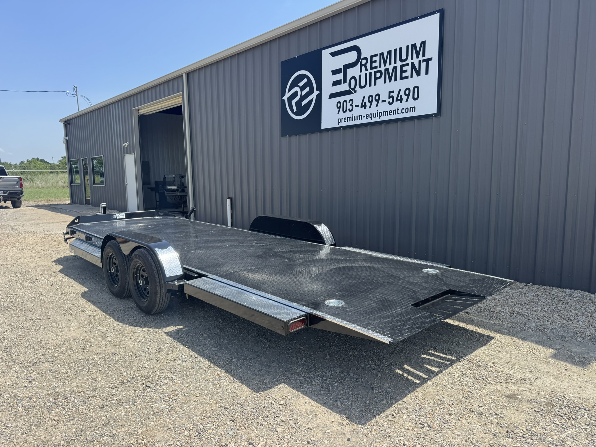 2026 Iron Bull Trailers 83"x22' TRB 10k Tilt Car Hauler Trailer Trailer
