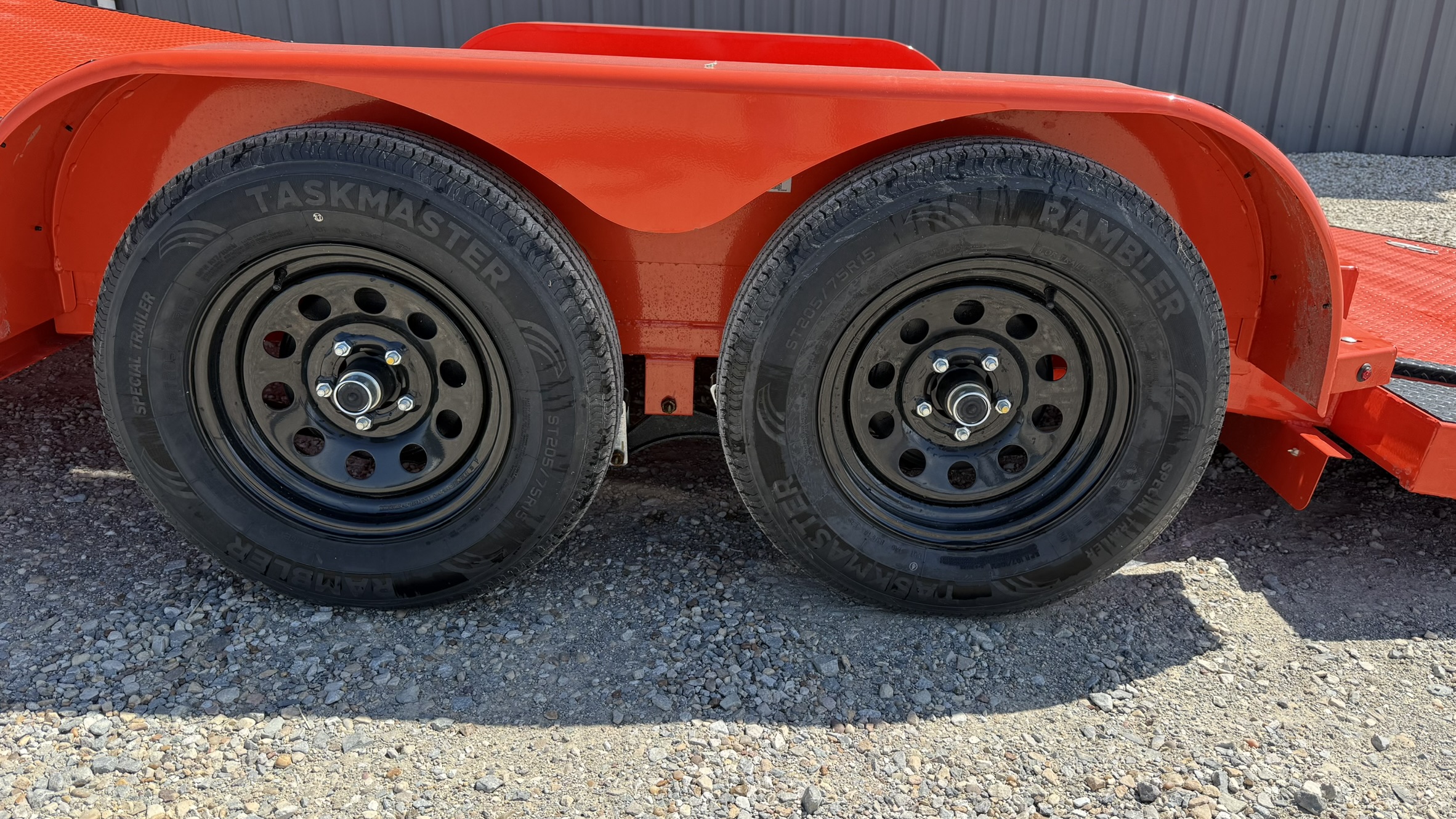 2026 Iron Bull Trailers 83"x20' TRB Tilt Car Hauler Trailer w/Rock Guard Trailer