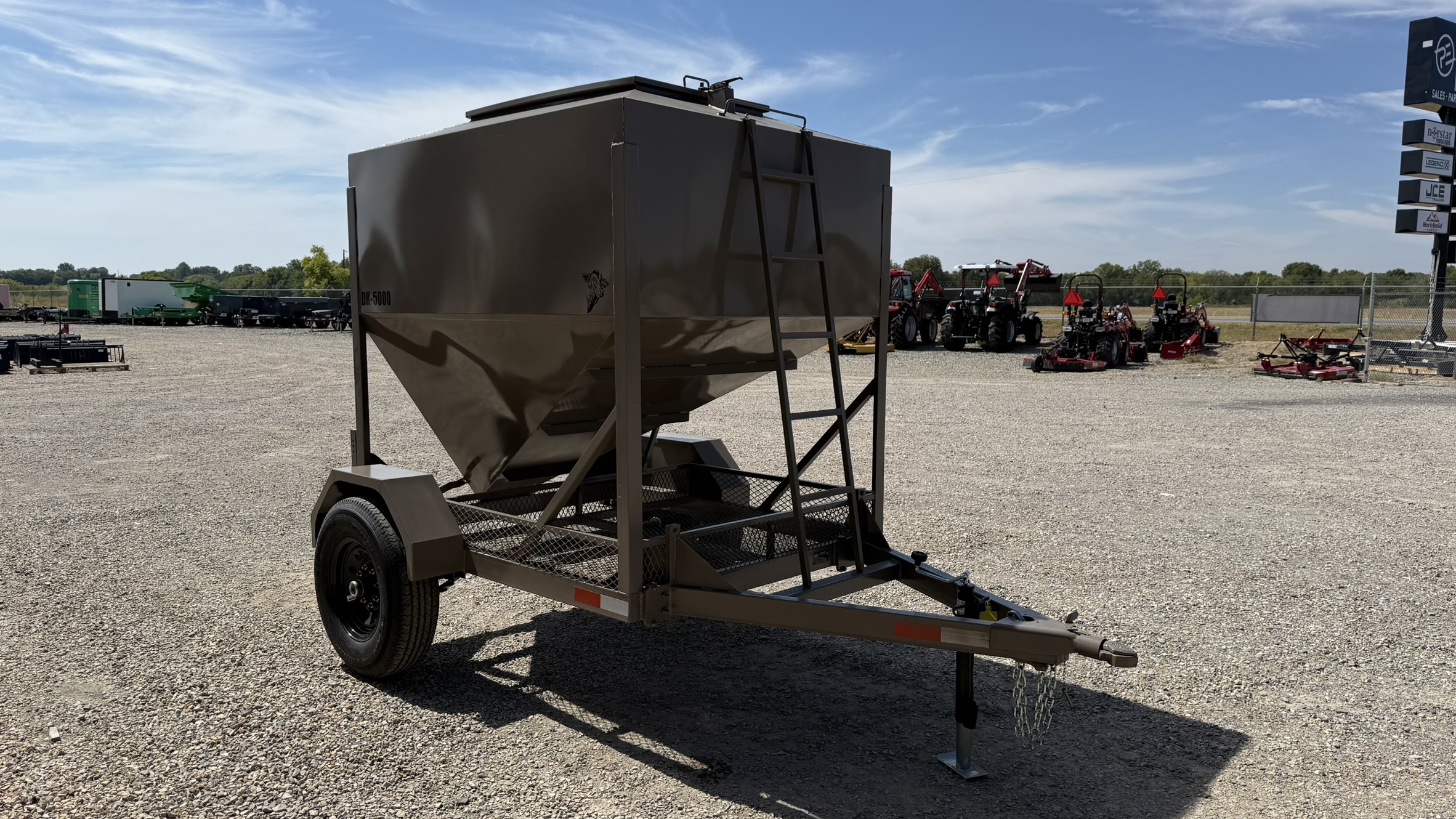 2026 DY-KLASS 5,000 lb Mobile Grain Bin Farm/Ranch & Equipment