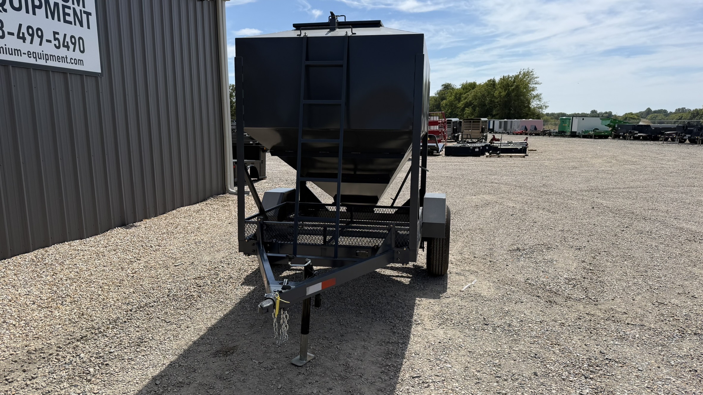 2026 DY-KLASS 5,000 lb Mobile Grain Bin Farm/Ranch & Equipment