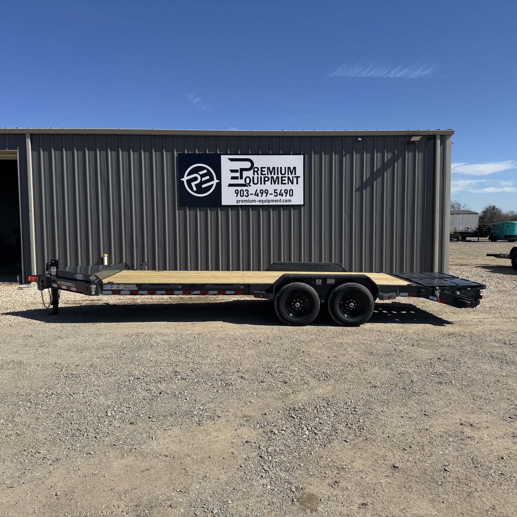 2027 Iron Bull Trailers 83" x 22' 14K Equipment/Carhauler Trailer Trailer