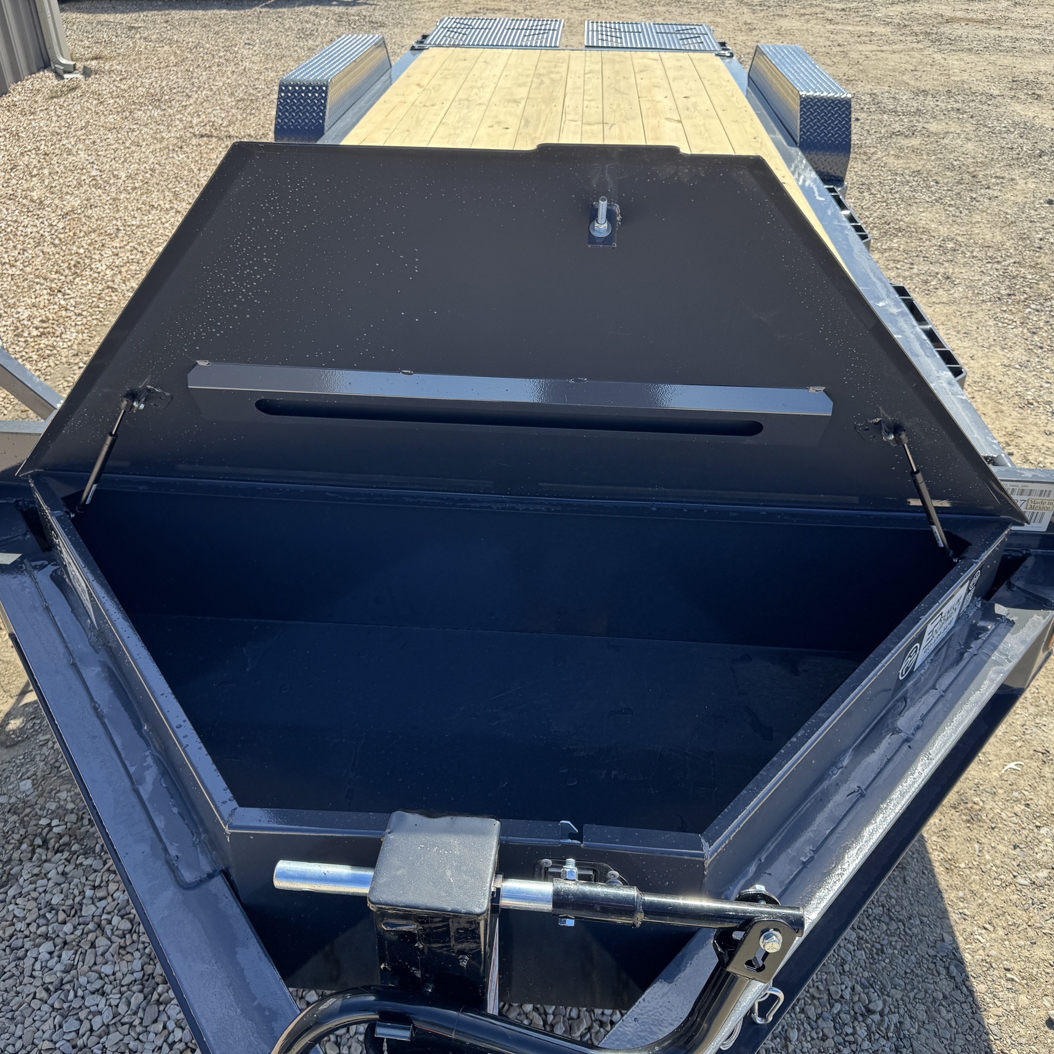 2027 Iron Bull Trailers 83" x 22' 14K Equipment/Carhauler Trailer Trailer