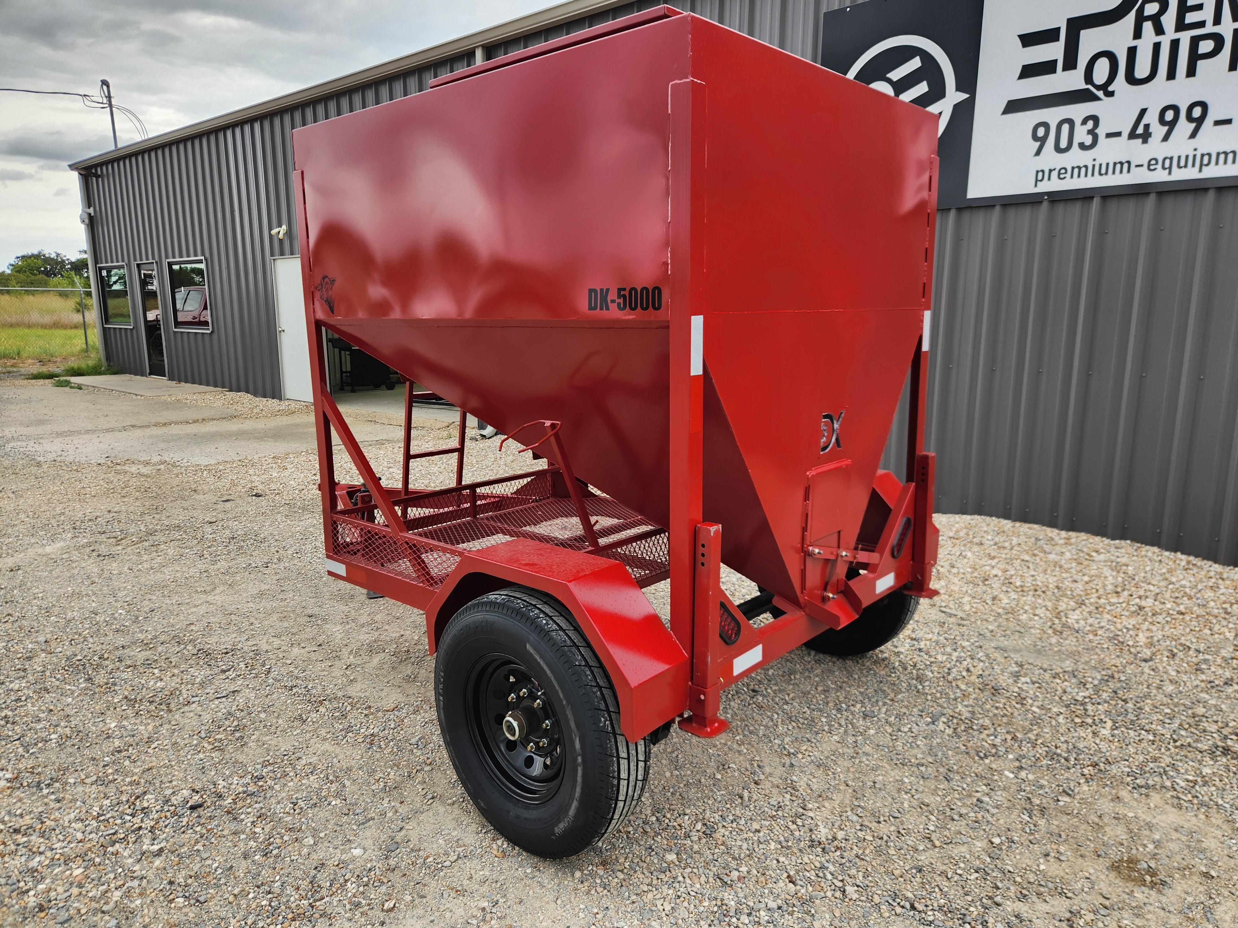 2026 DY-KLASS 5,000 lb Mobile Grain Bin Farm/Ranch & Equipment