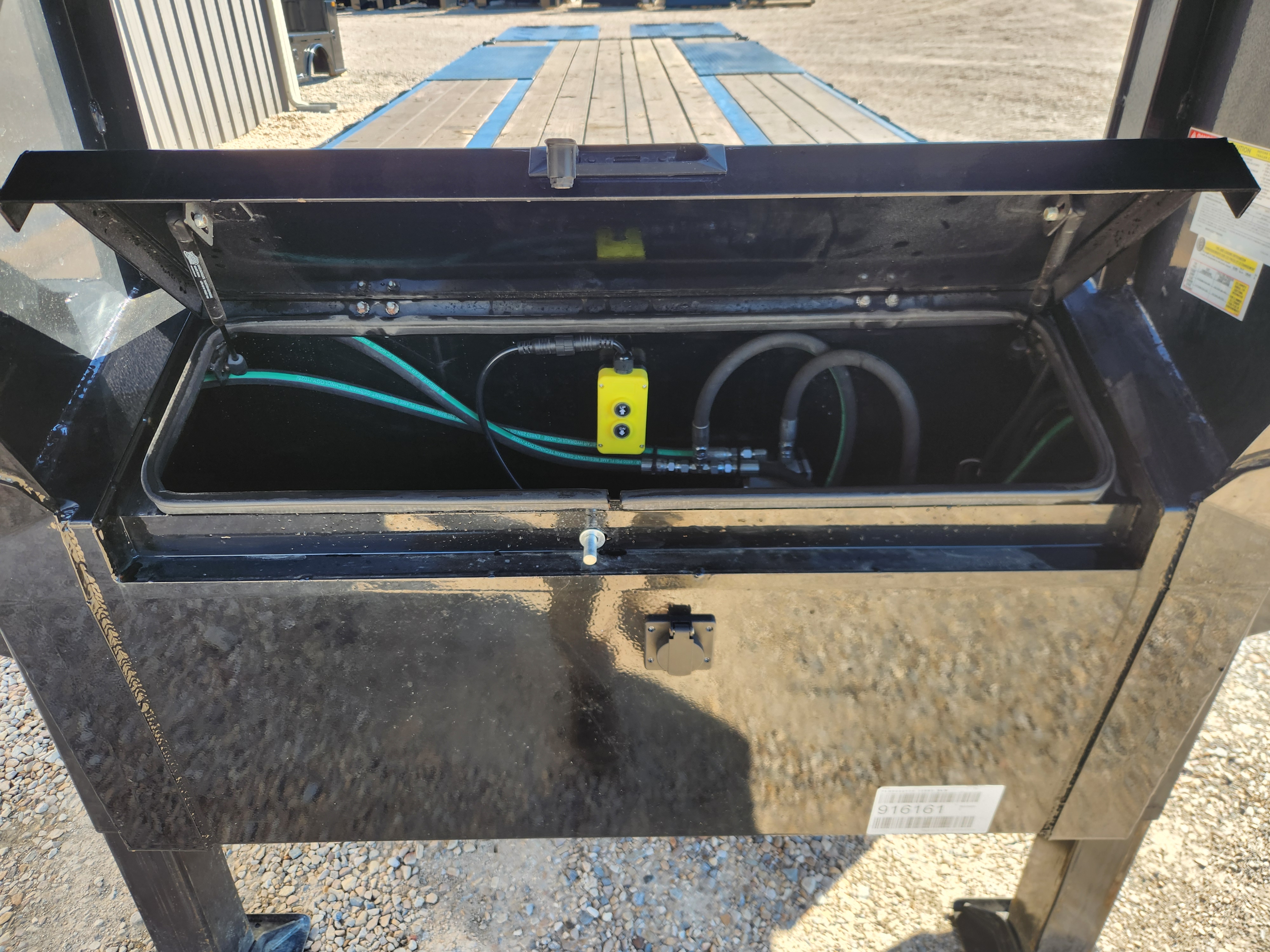 2026 Iron Bull Trailers 102” x 32’ Gooseneck Hotshot Flatbed Trailer Trailer