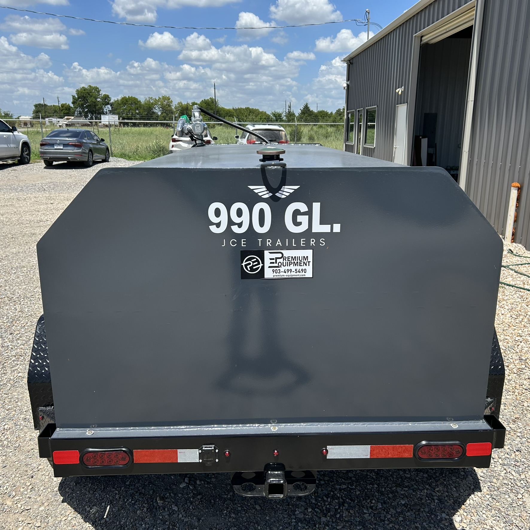 2027 JCE Trailers 990 Gallon Fuel Tank Trailer Trailer