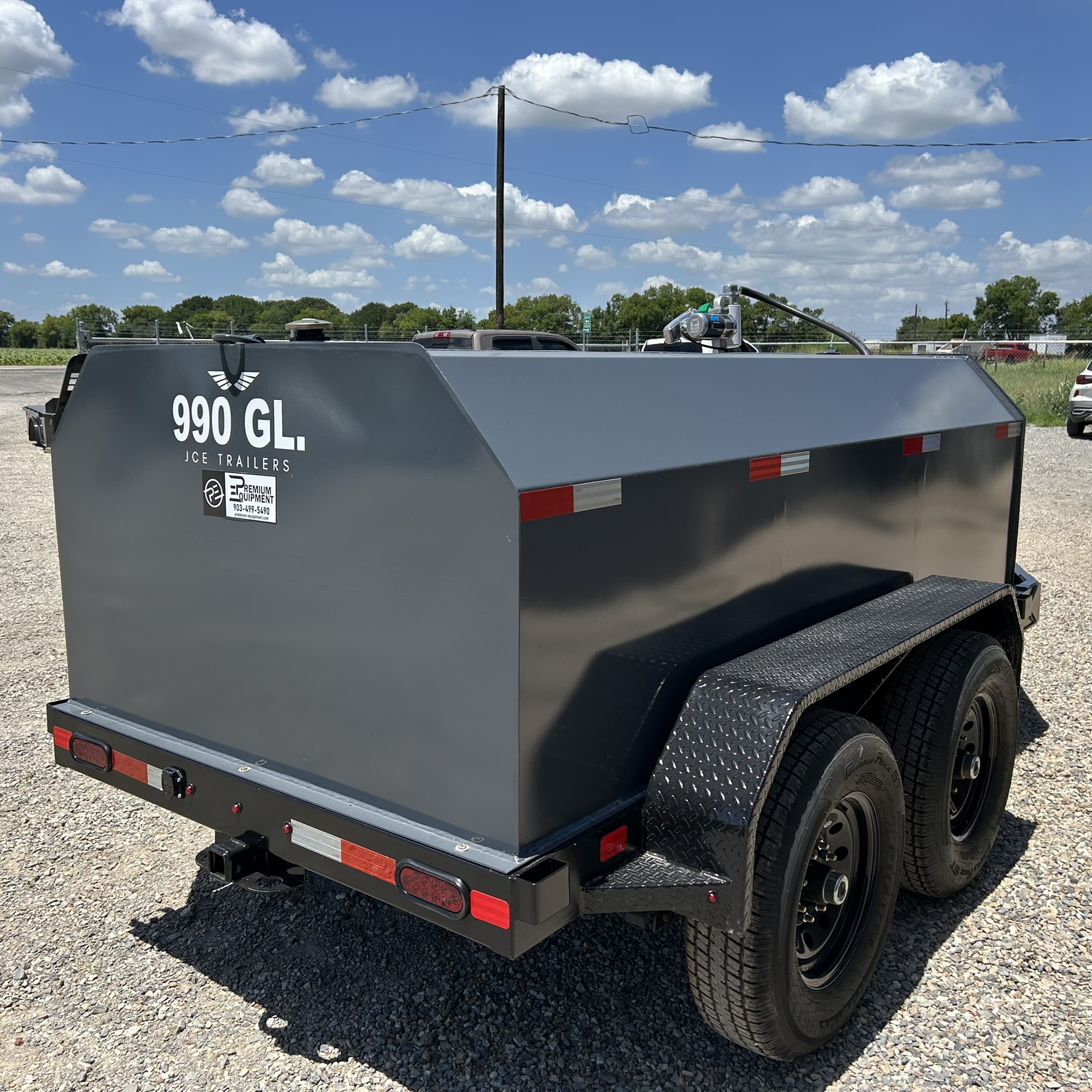 2027 JCE Trailers 990 Gallon Fuel Tank Trailer Trailer