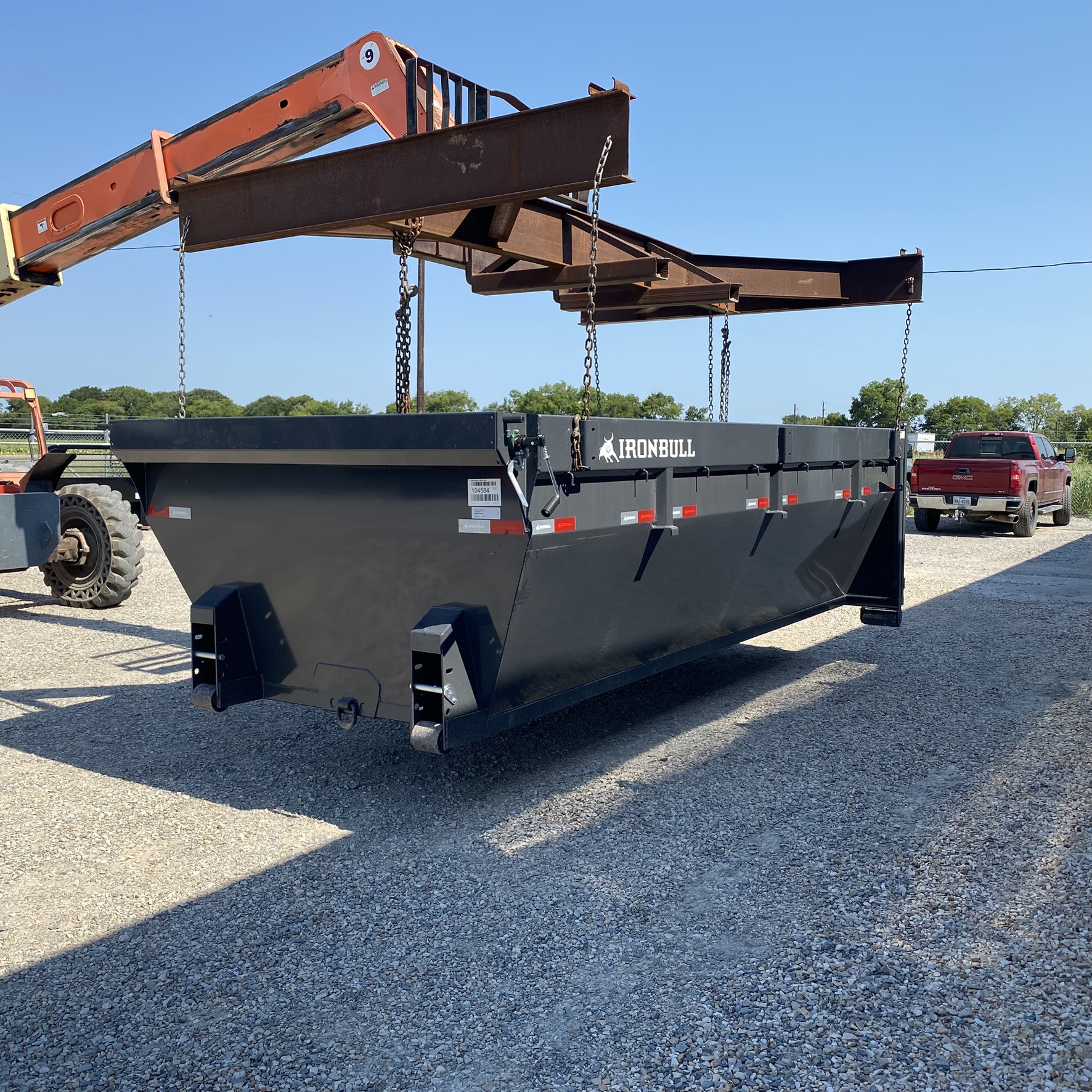 2027 Iron Bull Trailers 83x16’ Roll Off Bin with 4’ Sides Trailer