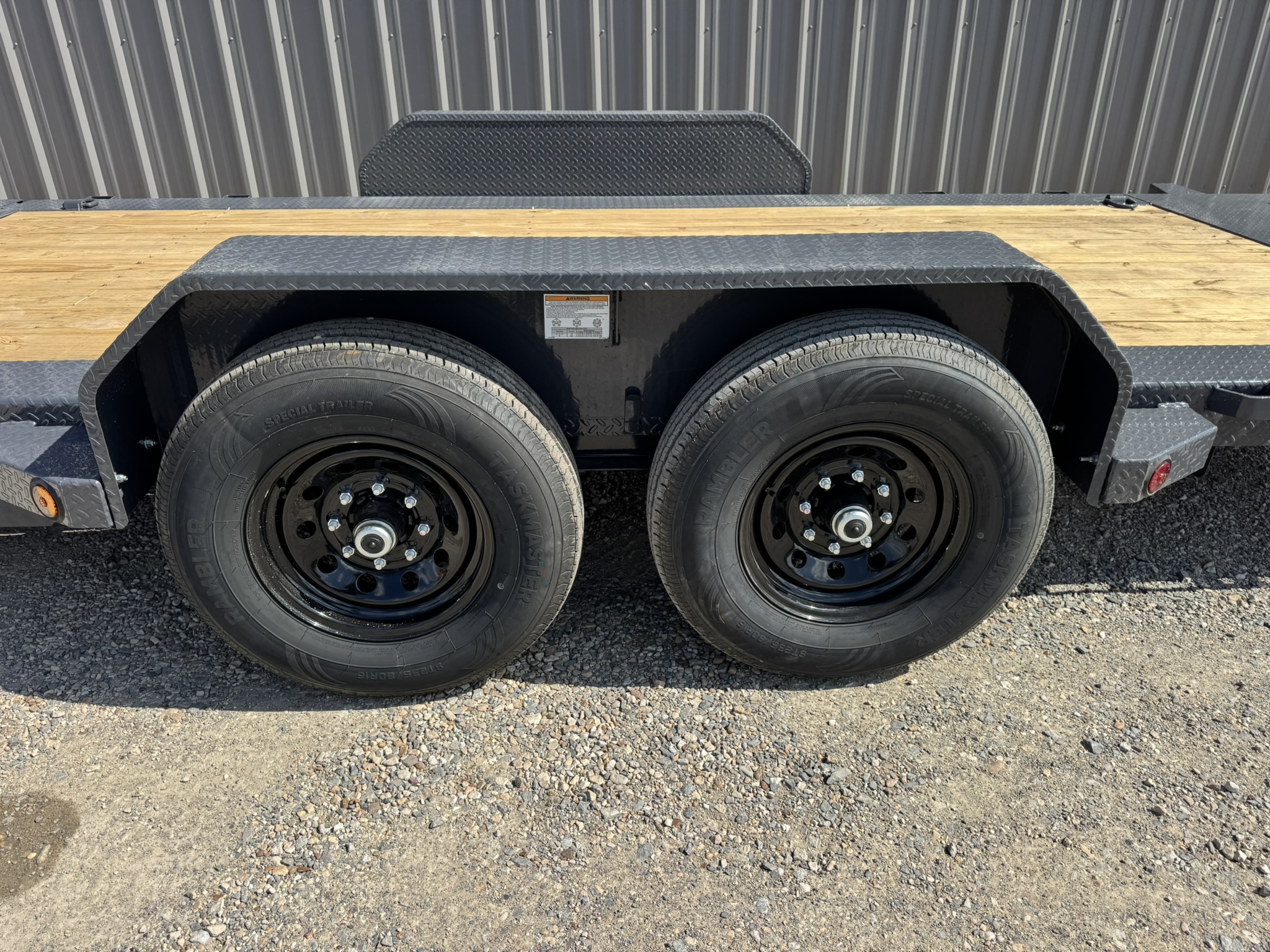 2027 Iron Bull Trailers 83"x20' 14K Gravity Tilt Equipment Trailer Trailer