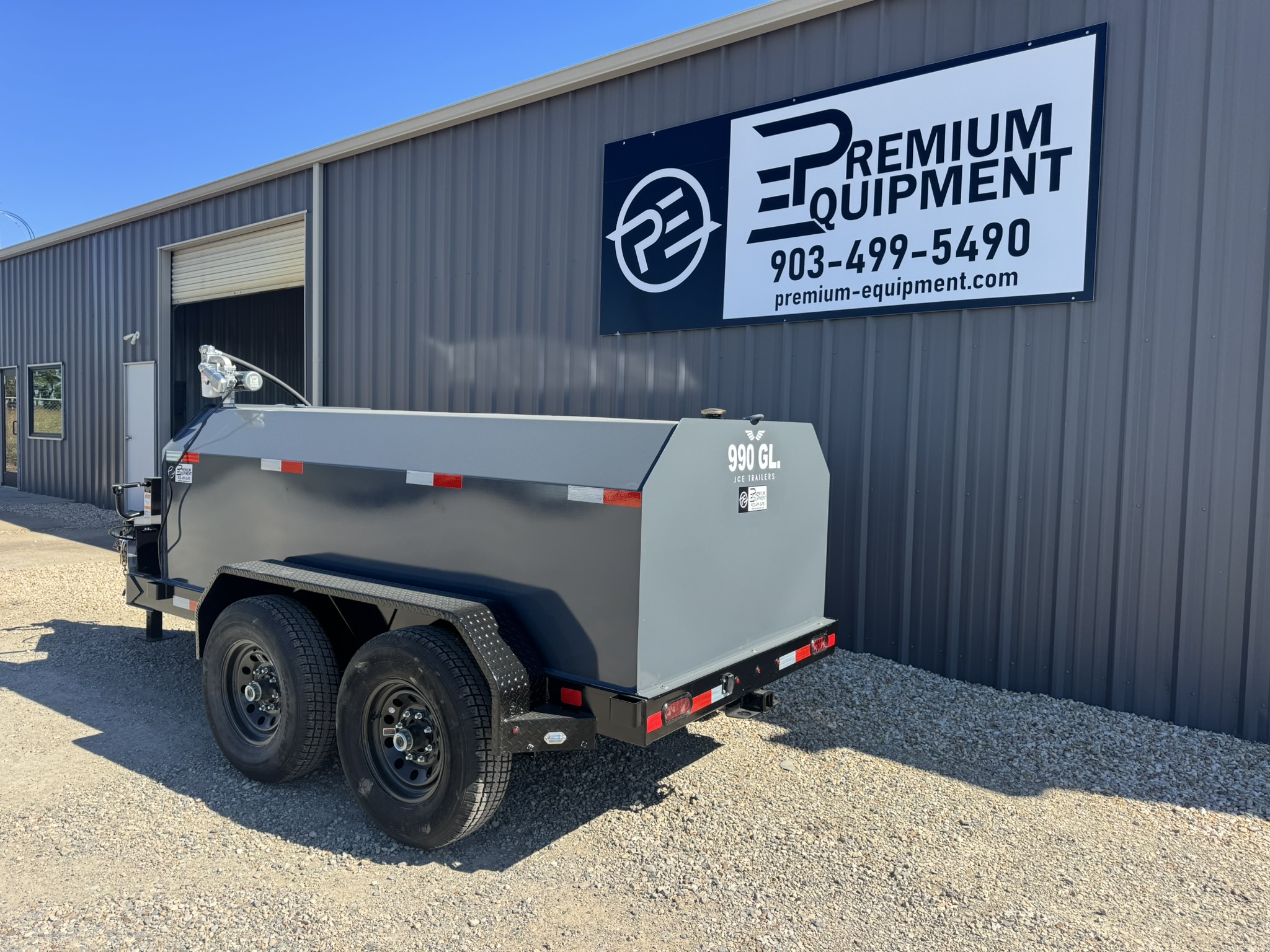 2027 JCE Trailers 990 Gallon Fuel Tank Trailer Trailer