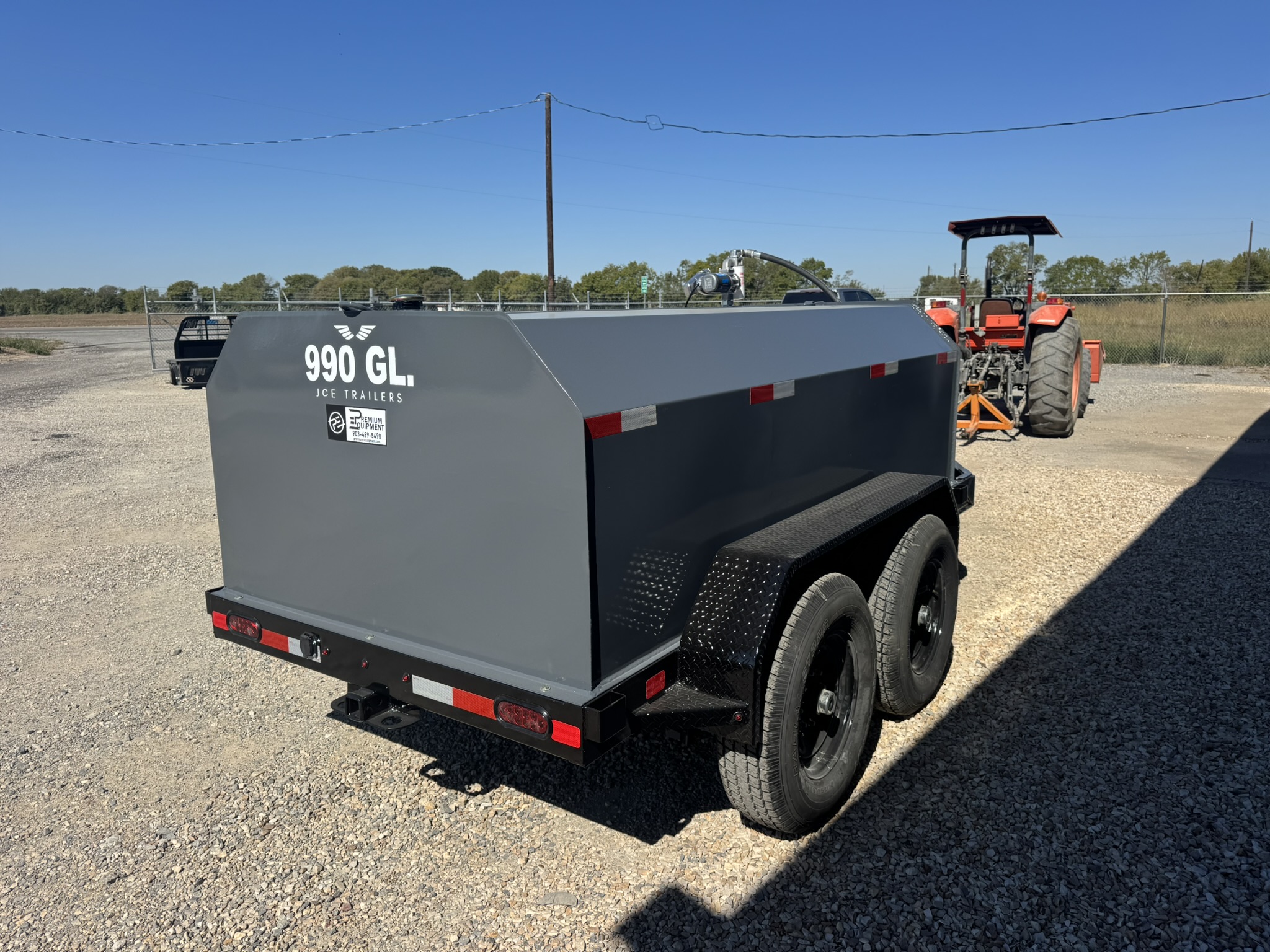 2027 JCE Trailers 990 Gallon Fuel Tank Trailer Trailer