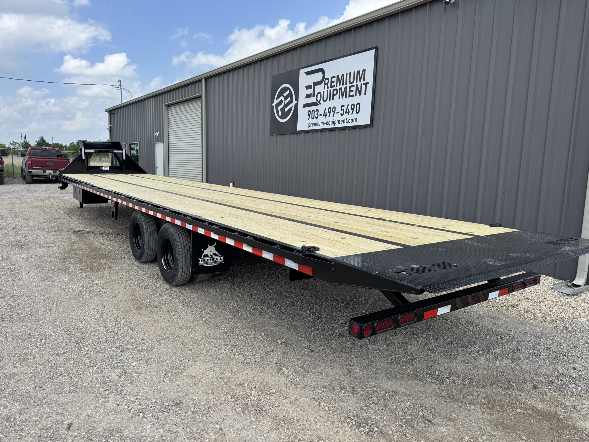 2027 Iron Bull Trailers 102" x 40' Deckover Full Tilt Trailer Trailer